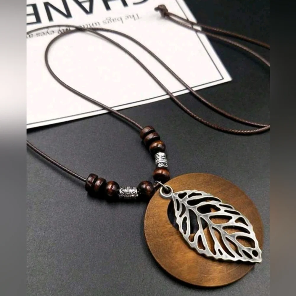Necklace Brown Bohemian Antique Silver Pendant Charm Necklaces - Hippie Jewelry - Picture 4 of 4